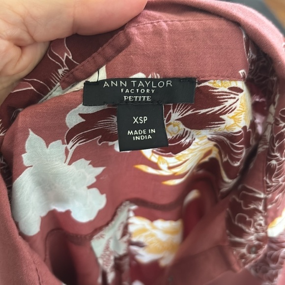 Ann Taylor Factor Floral Long Sleeve Women's Blouse XSP - Picture 6 of 7